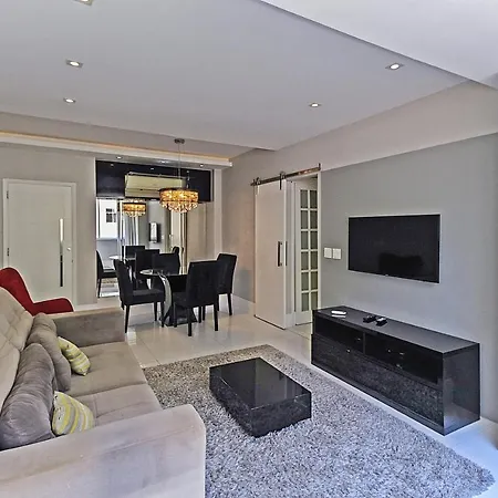 Rio Spot Homes Copacabana D050-2